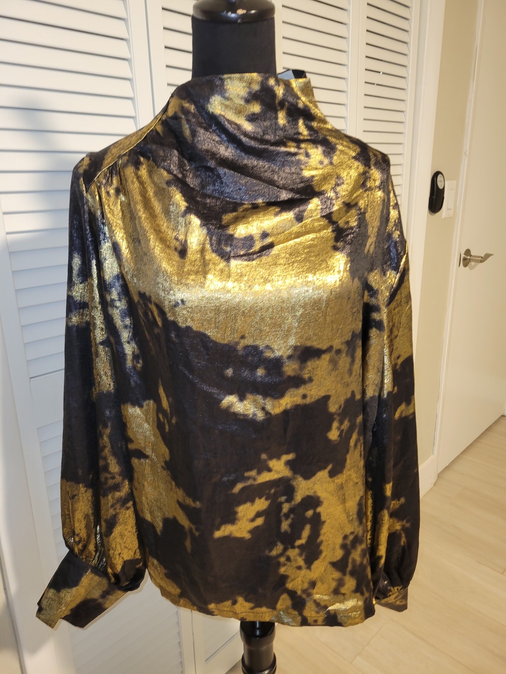 Metallic Gold Print Mock-Neck Blouse - Black & Gold